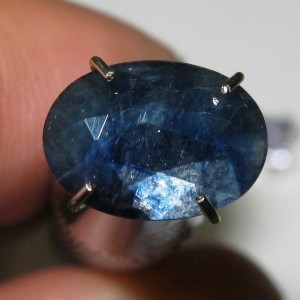 Blue Ceylon Sapphire 1.52 cts Warna dan Luster Bagus