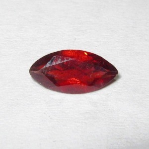 Batu Permata Garnet 1.10 carat Marquise Shape