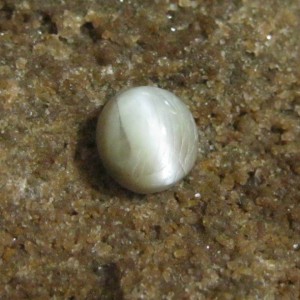 Batu Mulia Natural Chrysoberyl Cat Eye 3.75 carat