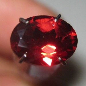 Oval Pyrope Garnet 1.61 carat