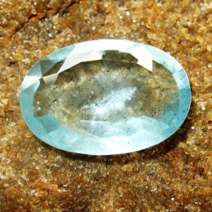 Batu Permata Aquamarine 6.20 carat Oval Cut Sky Blue