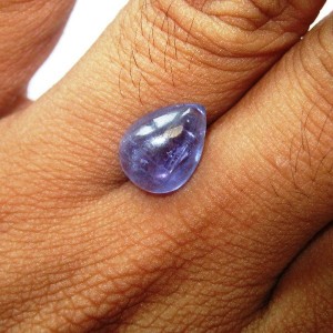 Batu Permata Violetish Tanzanite Pear Cab 5.05 carat
