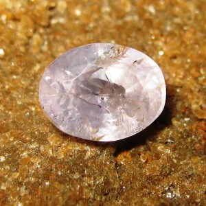 Batu Permata Safir Biru Keunguan 1.61 carat Oval Cut