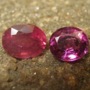 2 pcs Purplish Pink Rhodolite Garnet 2.70 carat