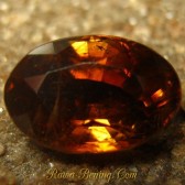 Batu Mulia Berkualitas Yellowish Orangy Brown Zircon 2.48 carat