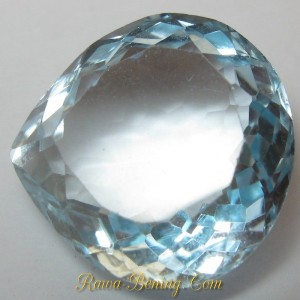 Batu Permata Pear Blue Topaz VVS 9.20 carat