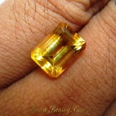Yellow Rectangular Citrine VSI 3.20 carat exclusive jewelry grade
