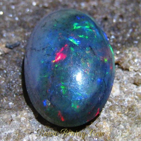 Natural Black Opal Lonjong Pipih 5.20 carat