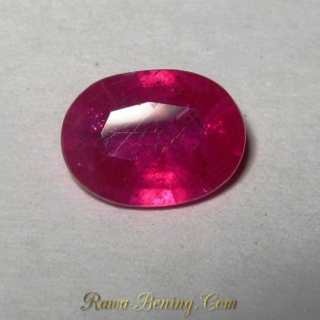 Batu Mulia Pinkish Red Ruby Kontras 1.46 carat