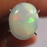 Opal Putih Luster Pelangi 1.75 carat