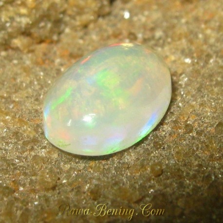 Batu Mulia Natural Opal Rainbow Imut 0.70 carat