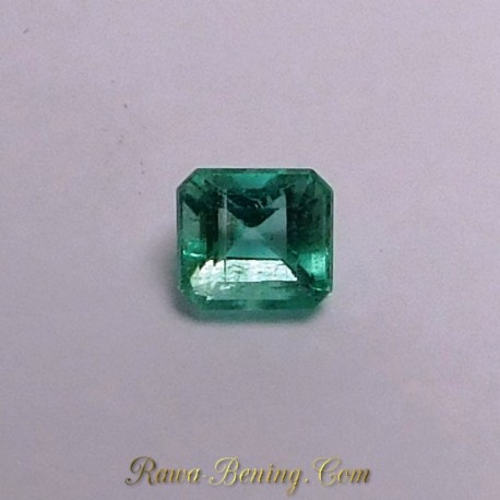 Batu Zamrud Fine Natural Emerald 0.68 Carat