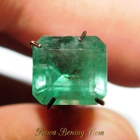 Batu Square Cut Emerald 1.47 Carat