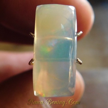 Batu Mulia Natural Asli Neon Opal Rectangular 2.50 Carat