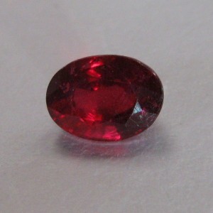 Batu Permata Natural Ruby 2.10 carat
